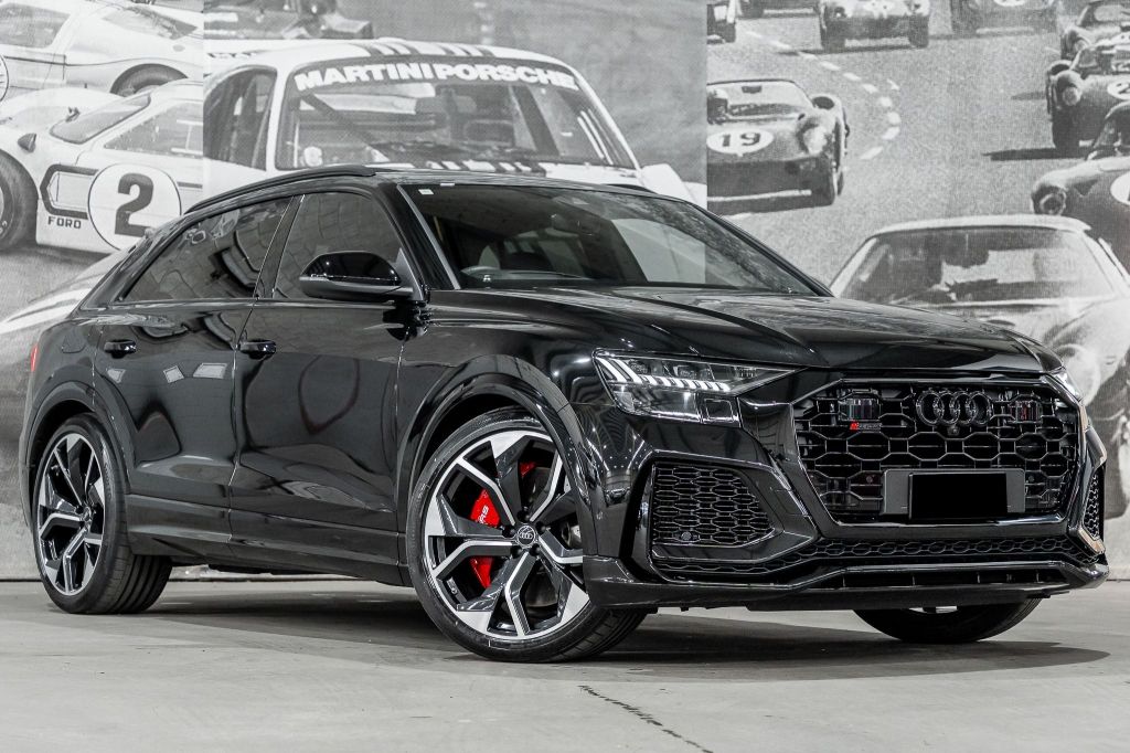 AUDI RS Q8