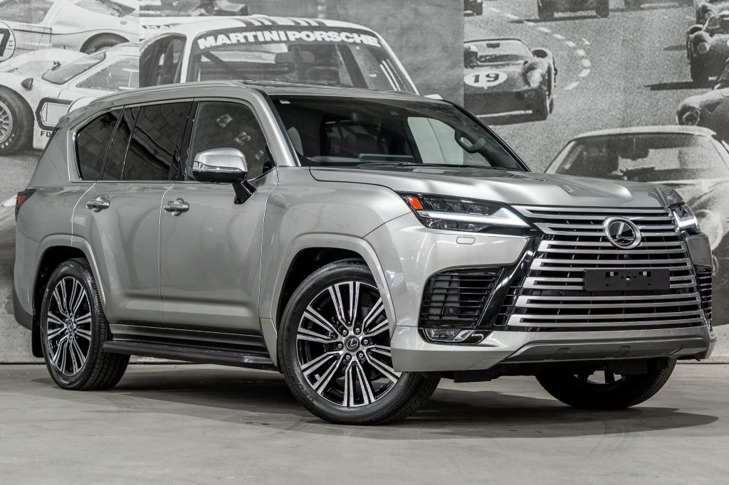 Lexus LX